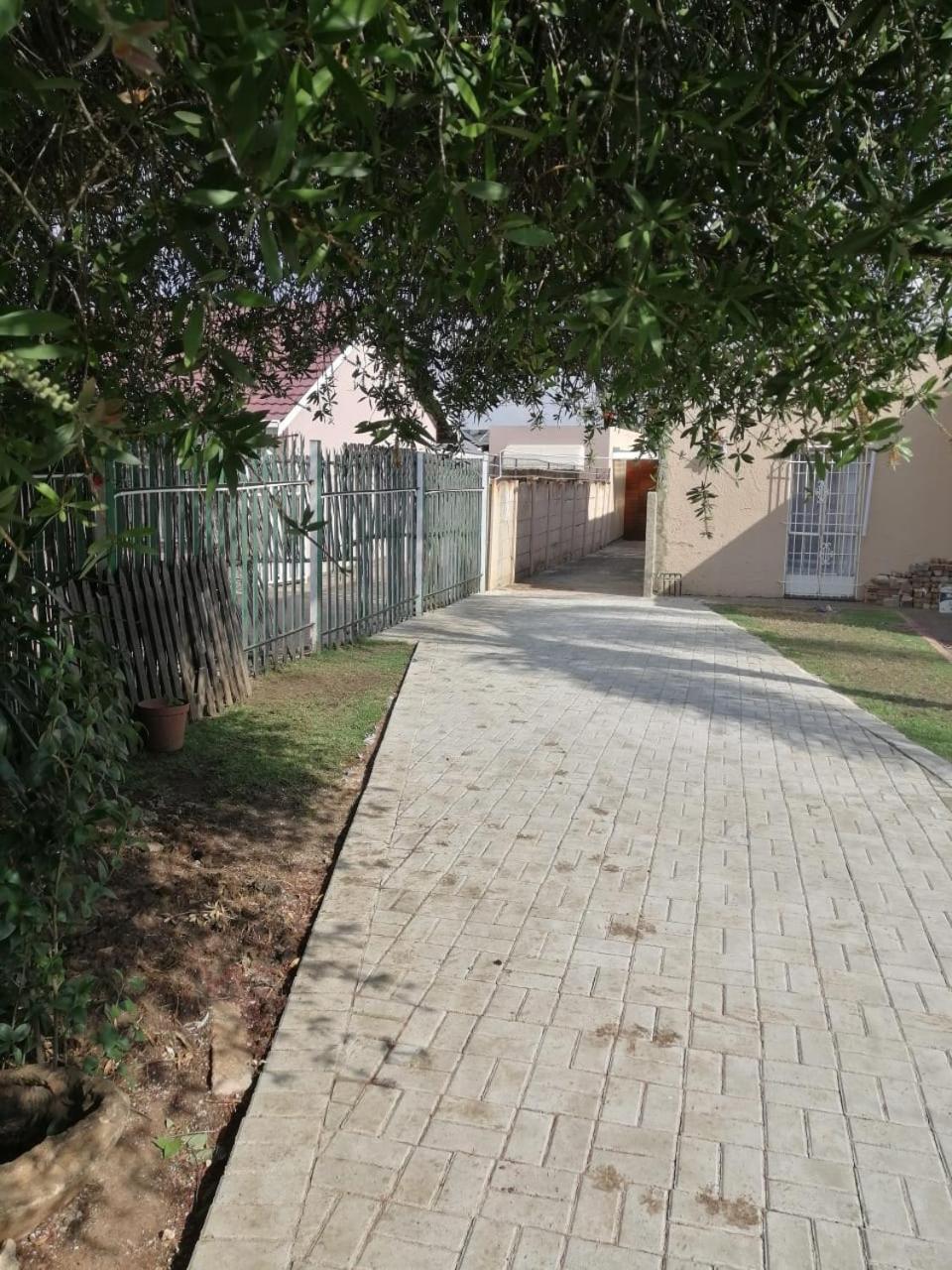 The Hidden Villa Boksburg Exterior photo